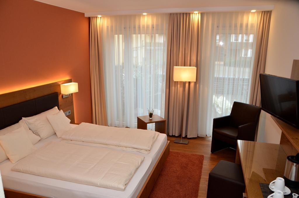 Seminarshof Hotel Trittenheim Exterior photo
